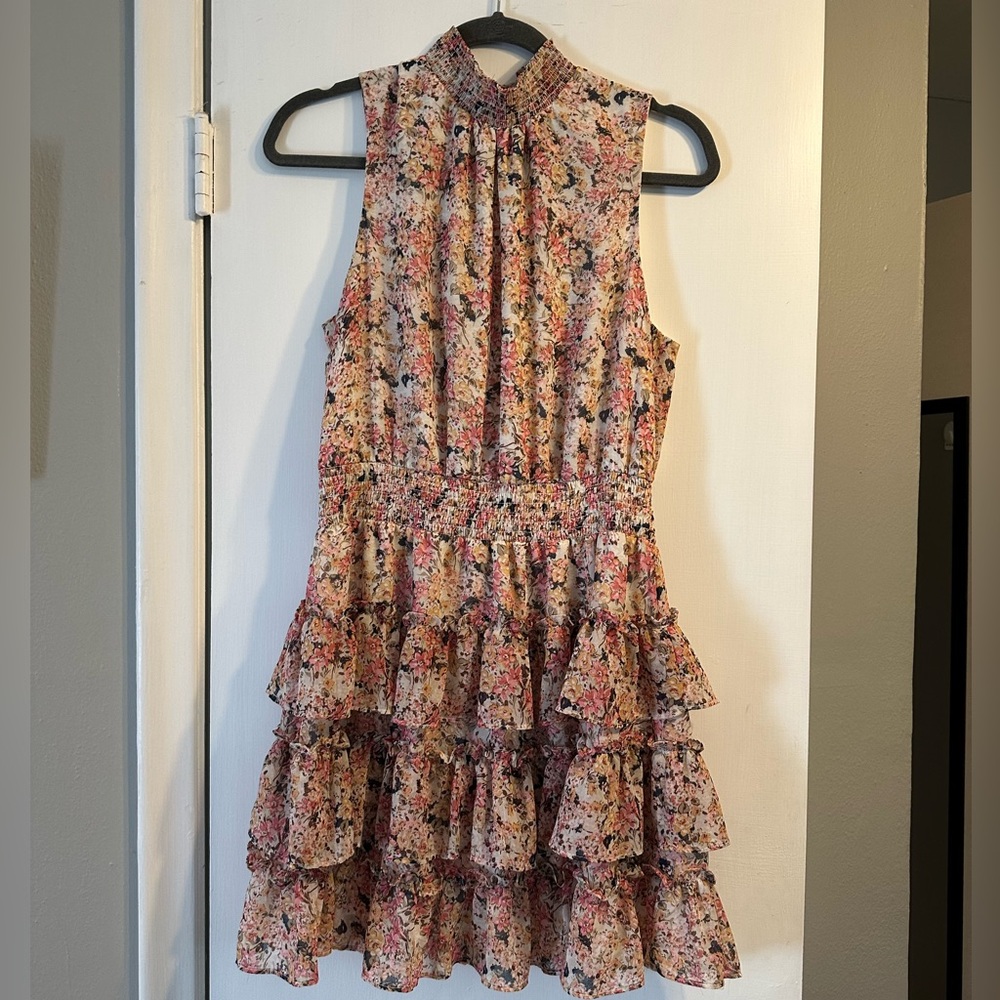 Pretty Floral Sleeveless Dress Size Large